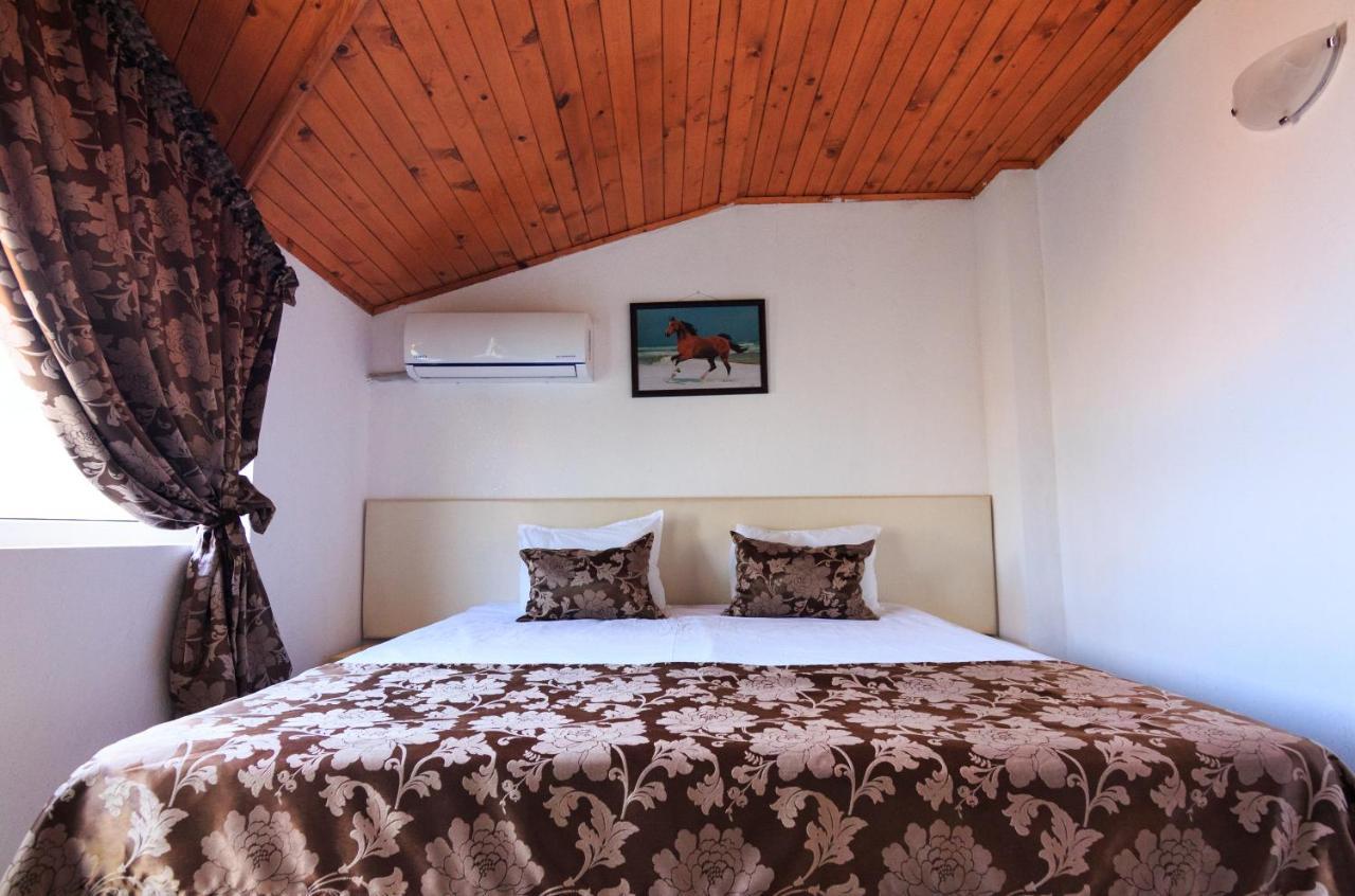 Guesthouse Sunny Dream ツァレヴォ エクステリア 写真